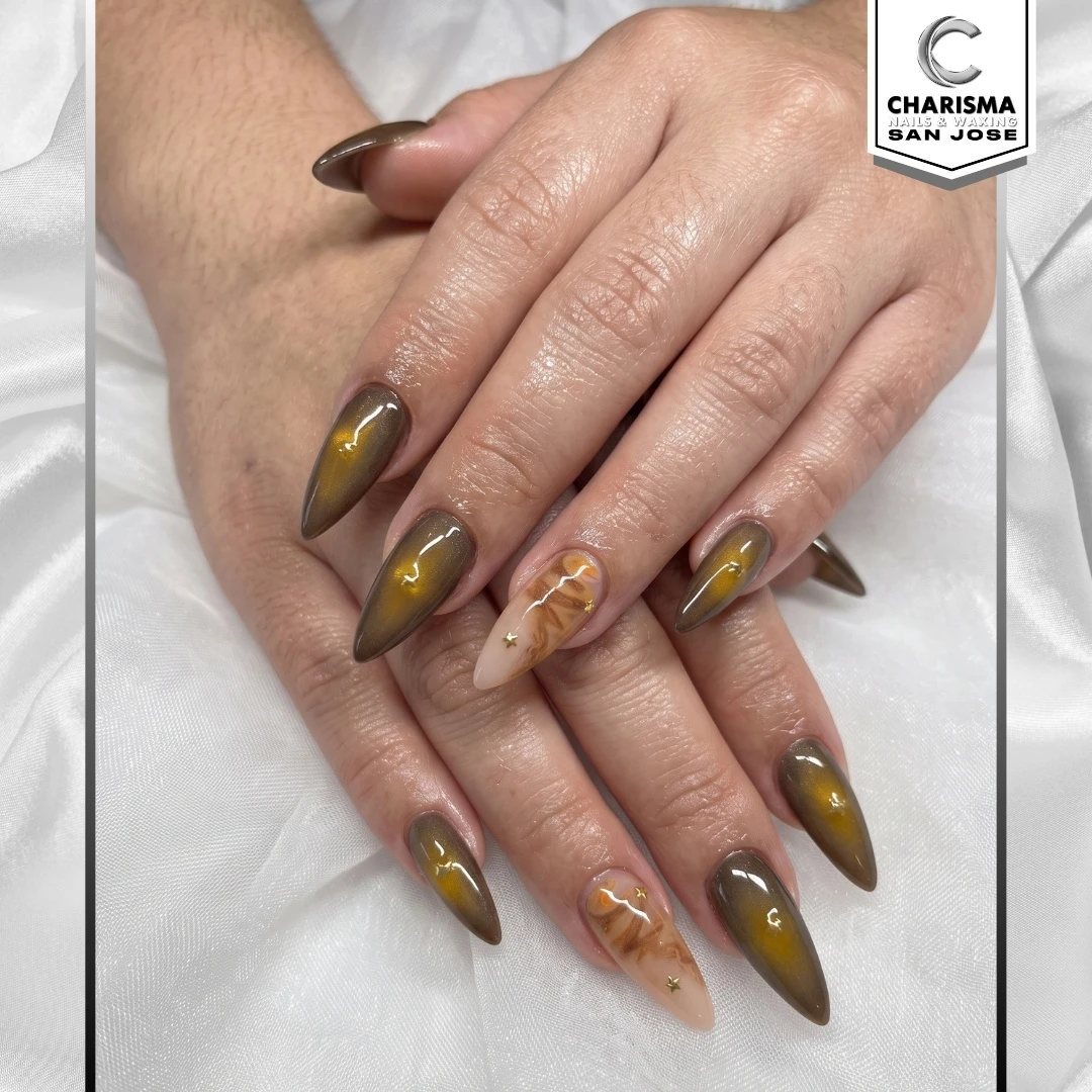 Elegant nails